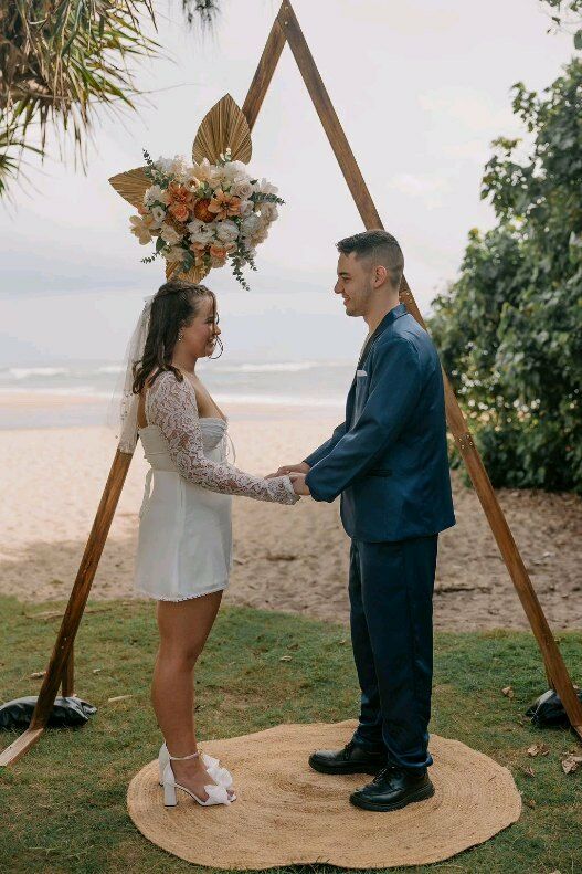 Some moments are just so special ❤️ and  Kira and Jackson's elopement fits that description perfectly. An early morning start at Moffat Beach, with their families watching with so much pride and love, then off on a honeymoon cruise in the afternoon. WHAT A DAY 🤍🚢 WHAT A COUPLE 💕  WHAT AN HONOUR TO DO ALL WE CAN TO MAKE THEIR DAY PERFECT 🥰
📷 @kaylamarie.photography_
@janharveycelebrant
#sunshinecoastelopements
#sunshinecoastelopementpackage
#sunshinecoastelopementphotographer
#sunshinecoastelopementcelebrant
#moffatbeachelopement